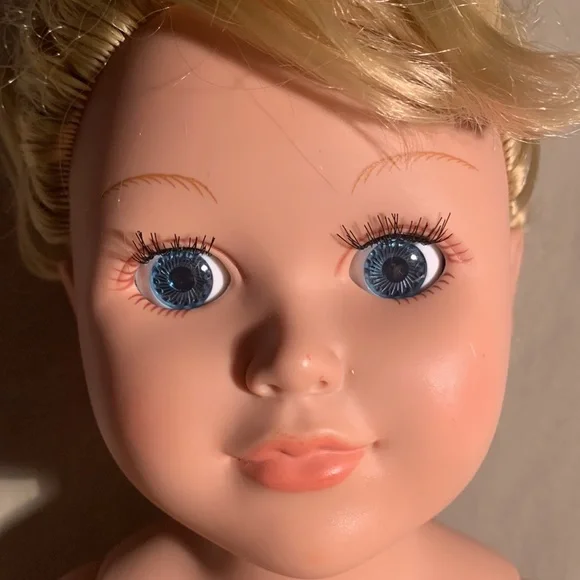 2013 blonde doll blue eyes - Picture 5 of 17